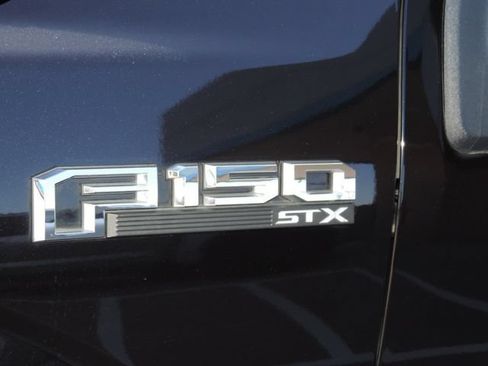 Used 2019 Ford F150 XL w/ Equipment Group 101A Mid RWD image 17