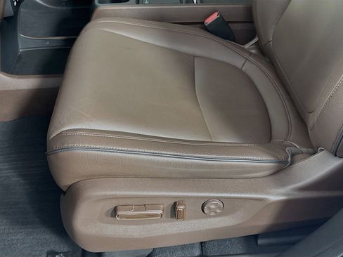 Used 2025 Honda Odyssey Touring image 23