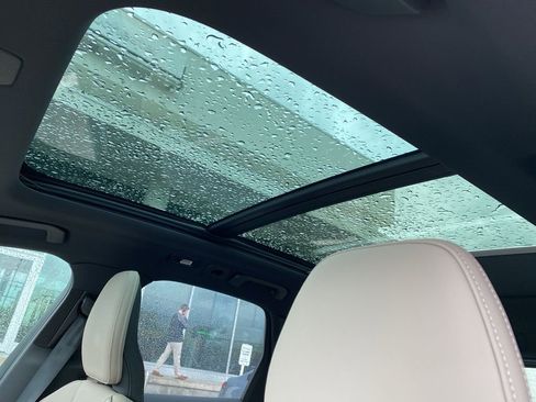 Used 2026 Volvo XC60 B5 Plus w/ Protection Package Premier image 10