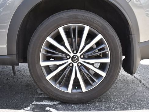 Used 2025 INFINITI QX60 Sensory w/ Vision Package AWD/4WD image 35