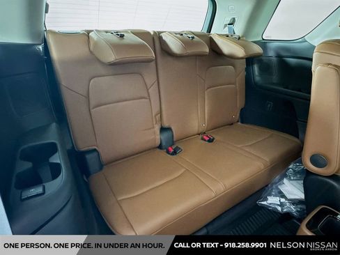 New 2026 Nissan Pathfinder Platinum AWD/4WD image 28