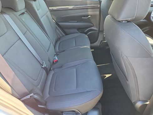 Used 2024 Hyundai Tucson SE FWD image 16