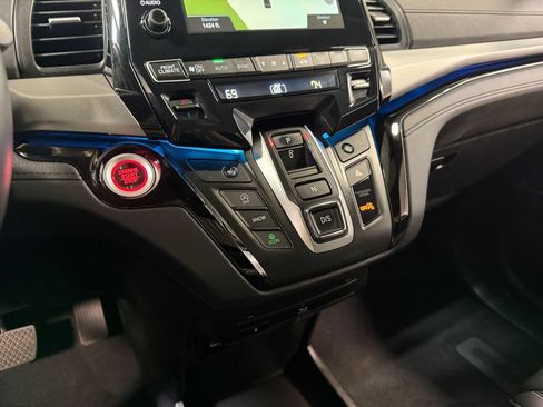 Used 2023 Honda Odyssey Touring image 89