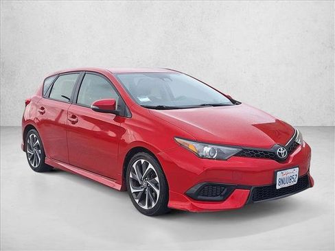 Used 2018 Toyota Corolla iM w/ Carpet Mat Package (TMS) image 3