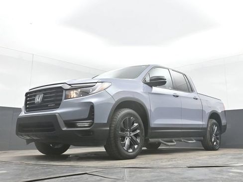 Used 2023 Honda Ridgeline Sport image 41