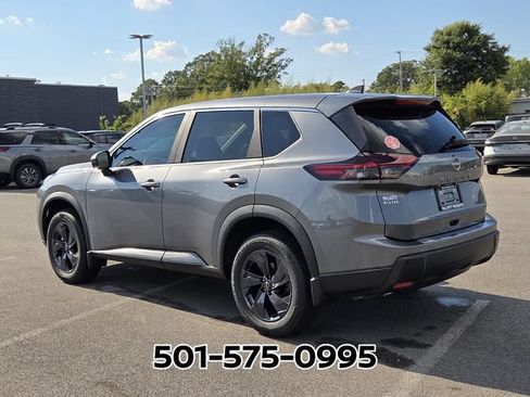Used 2026 Nissan Rogue SV w/ Cold Weather Package FWD image 3