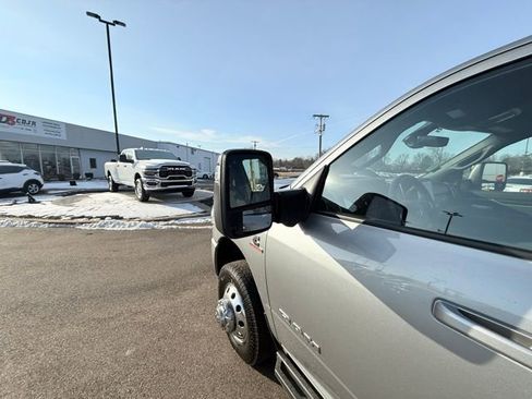 Used 2024 RAM 3500 Big Horn w/ Sport Appearance Package image 14