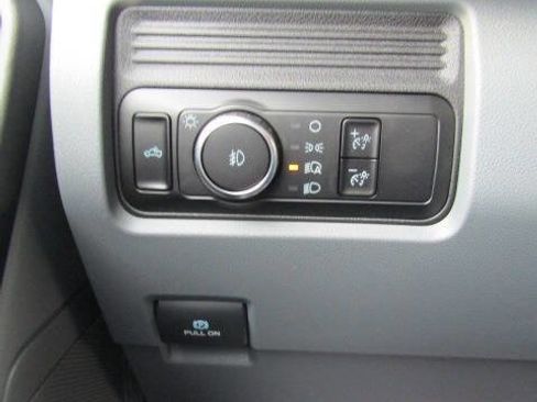 Used 2025 Ford F350 XL w/ XL Chrome Package image 19