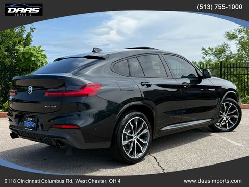 Used 2019 BMW X4 xDrive30i w/ M Sport Package AWD/4WD image 5