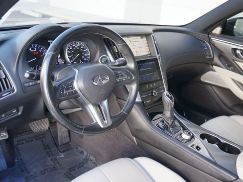 Used 2019 INFINITI Q60 3.0t Luxe w/ Essential Package image 27