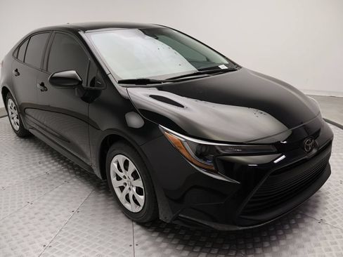 Used 2024 Toyota Corolla LE FWD image 6