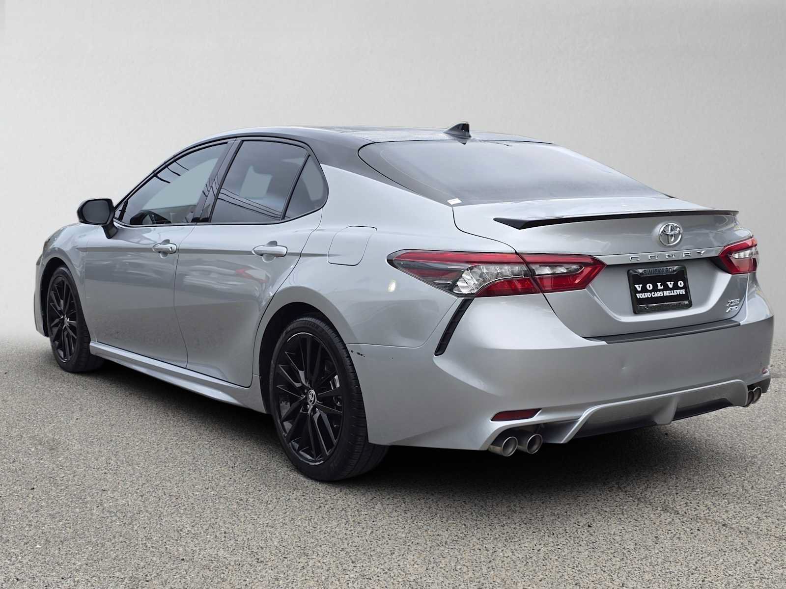 Used 2022 Toyota Camry XSE AWD/4WD image 5