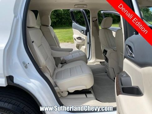 Used 2023 GMC Acadia Denali AWD/4WD image 41