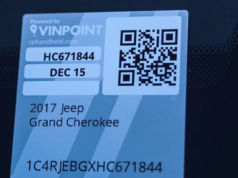 Used 2017 Jeep Grand Cherokee Limited image 27