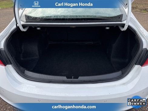 Used 2024 Chevrolet Malibu LT image 10