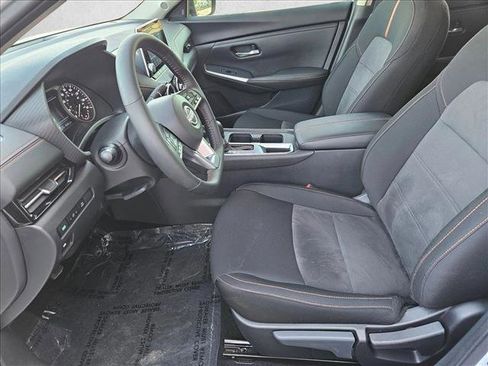 Certified 2025 Nissan Sentra SR image 10