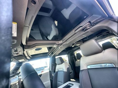 New 2026 GMC Hummer EV 4x4 Crew Cab image 19