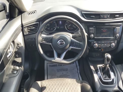 Used 2019 Nissan Rogue SV image 17