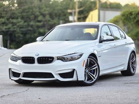 Used 2018 BMW M3 image 2