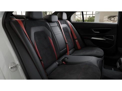 New 2026 Mercedes-Benz E 53 AMG e 4MATIC Sedan image 17