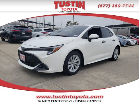 Certified 2023 Toyota Corolla SE w/ SE Premium Package FWD image 1
