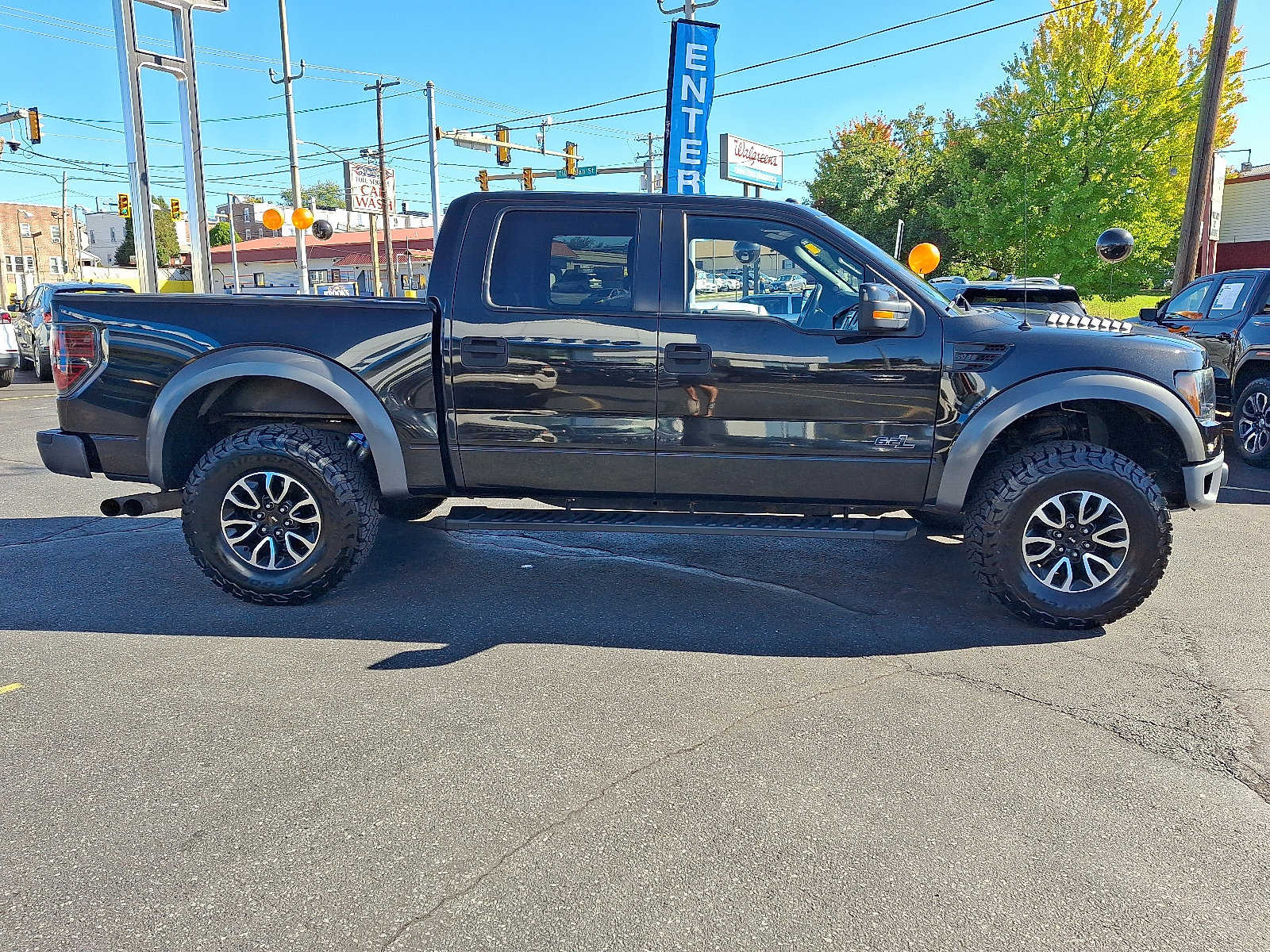 Used 2012 Ford F150 Raptor w/ Raptor Luxury Pkg AWD/4WD image 6