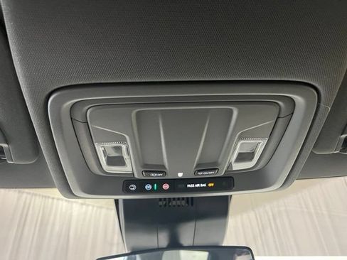 Used 2023 GMC Sierra 1500 Elevation AWD/4WD image 18