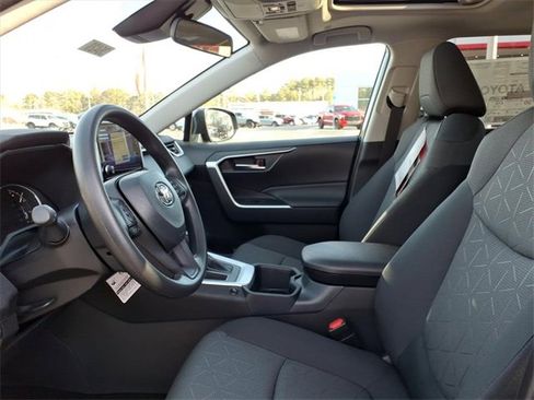 New 2025 Toyota RAV4 XLE w/ Convenience Package image 5