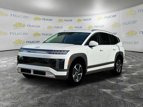 New 2026 Hyundai Ioniq 9 SE image 2