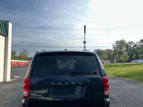 Used 2013 Dodge Grand Caravan SXT FWD image 5