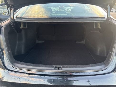 Used 2023 Toyota Corolla LE image 12