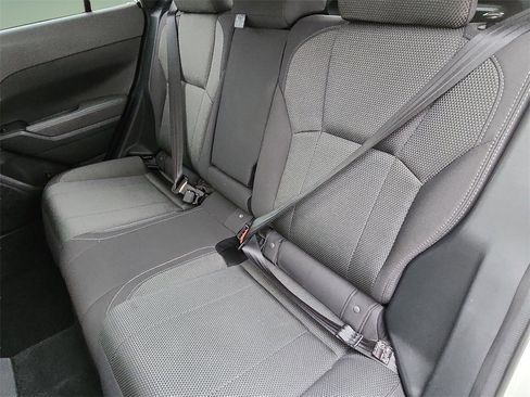 Used 2024 Subaru Crosstrek 2.0i Premium image 13