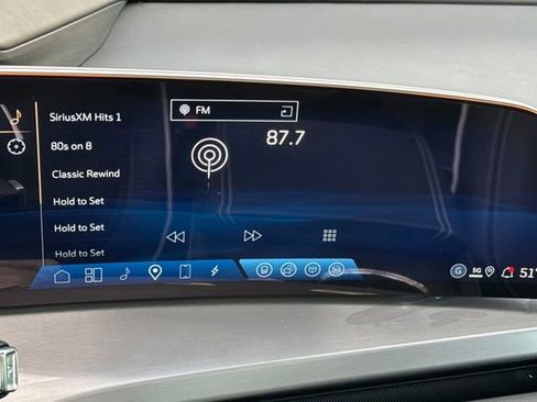 New 2026 Cadillac Vistiq Platinum image 18