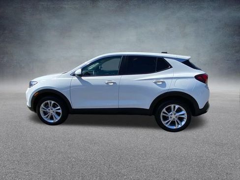 Used 2022 Buick Encore GX Preferred w/ Cold Weather Comfort Package AWD/4WD image 6