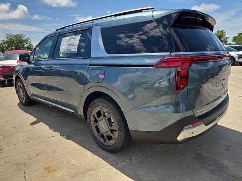 New 2026 Kia Carnival SX FWD image 6