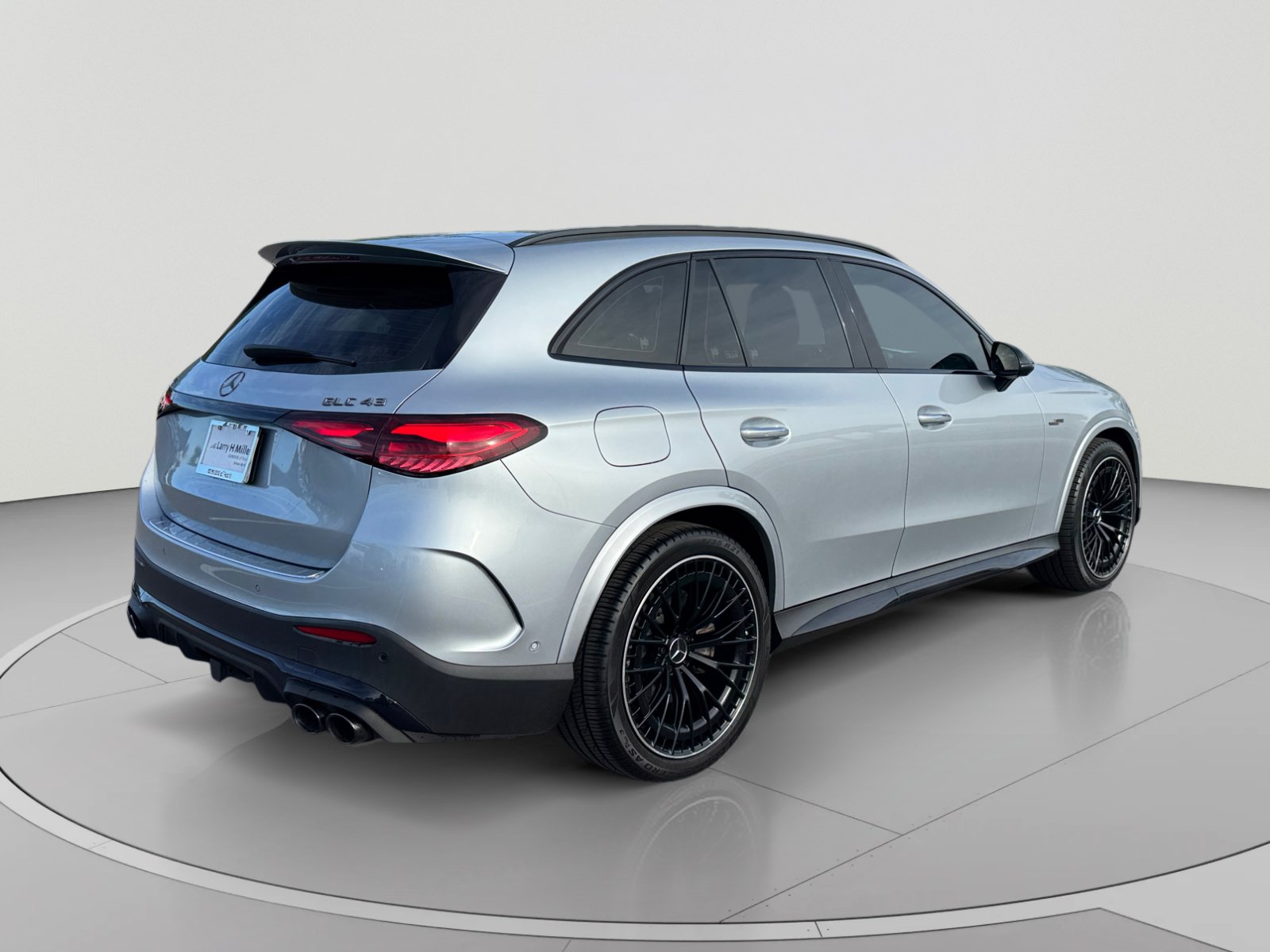 Used 2024 Mercedes-Benz GLC 43 AMG 4MATIC image 5