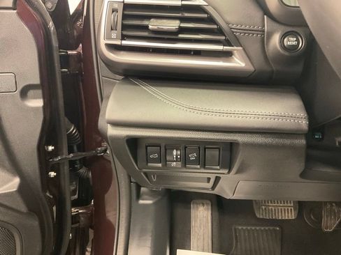 Used 2025 Subaru Outback Touring w/ Popular Package #2 AWD/4WD image 20