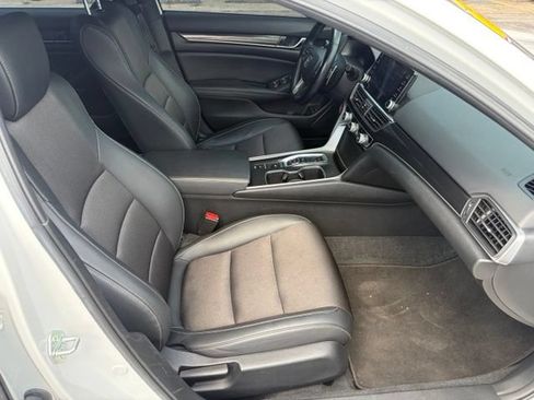 Used 2022 Honda Accord Sport image 34