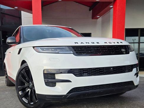 Used 2023 Land Rover Range Rover Sport SE image 11