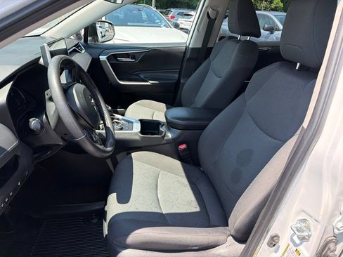 Used 2023 Toyota RAV4 XLE w/ Convenience Package AWD/4WD image 23