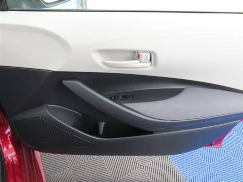 Used 2023 Toyota Corolla LE FWD image 27