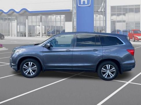 Used 2017 Honda Pilot EX-L image 2