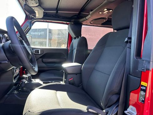 Used 2023 Jeep Wrangler Sport S image 21