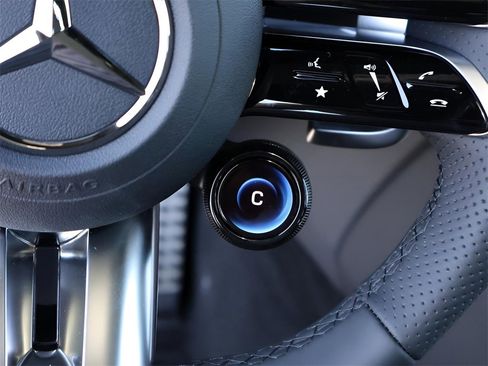 New 2025 Mercedes-Benz GLC 43 AMG 4MATIC image 38