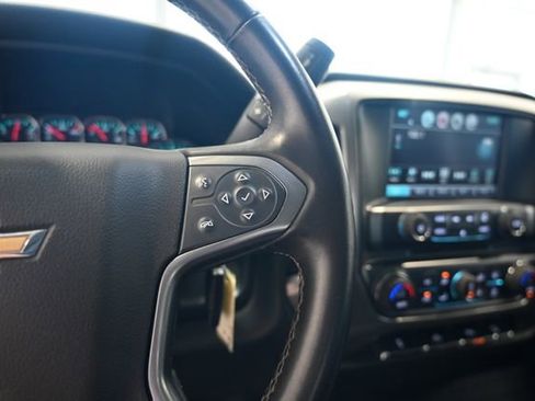 Used 2017 Chevrolet Silverado 1500 LT w/ Midnight Edition AWD/4WD image 22