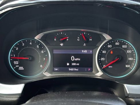 Used 2021 Chevrolet Traverse LT w/ LT Premium Package AWD/4WD image 37