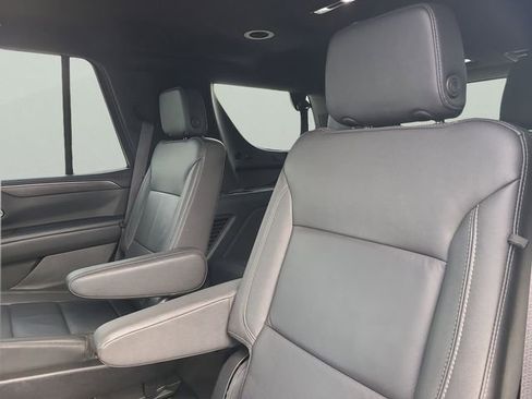 Used 2024 Chevrolet Tahoe LT RWD image 7