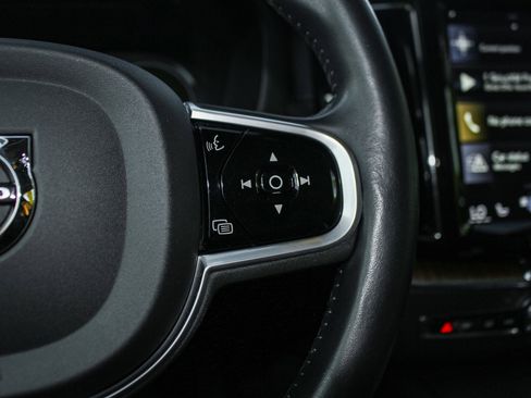 Used 2019 Volvo XC60 T8 Inscription w/ Advanced Package image 20