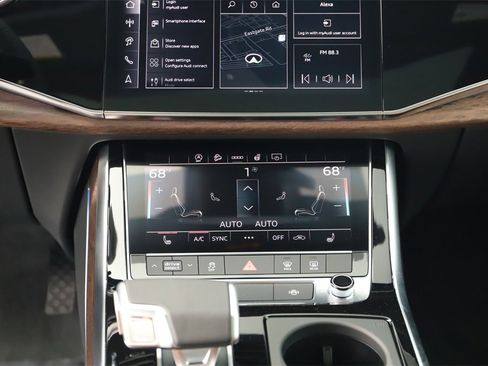 New 2026 Audi Q7 2.0T Premium image 19