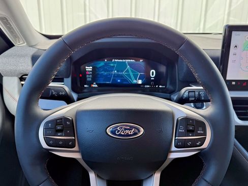 New 2026 Ford Explorer Active image 25